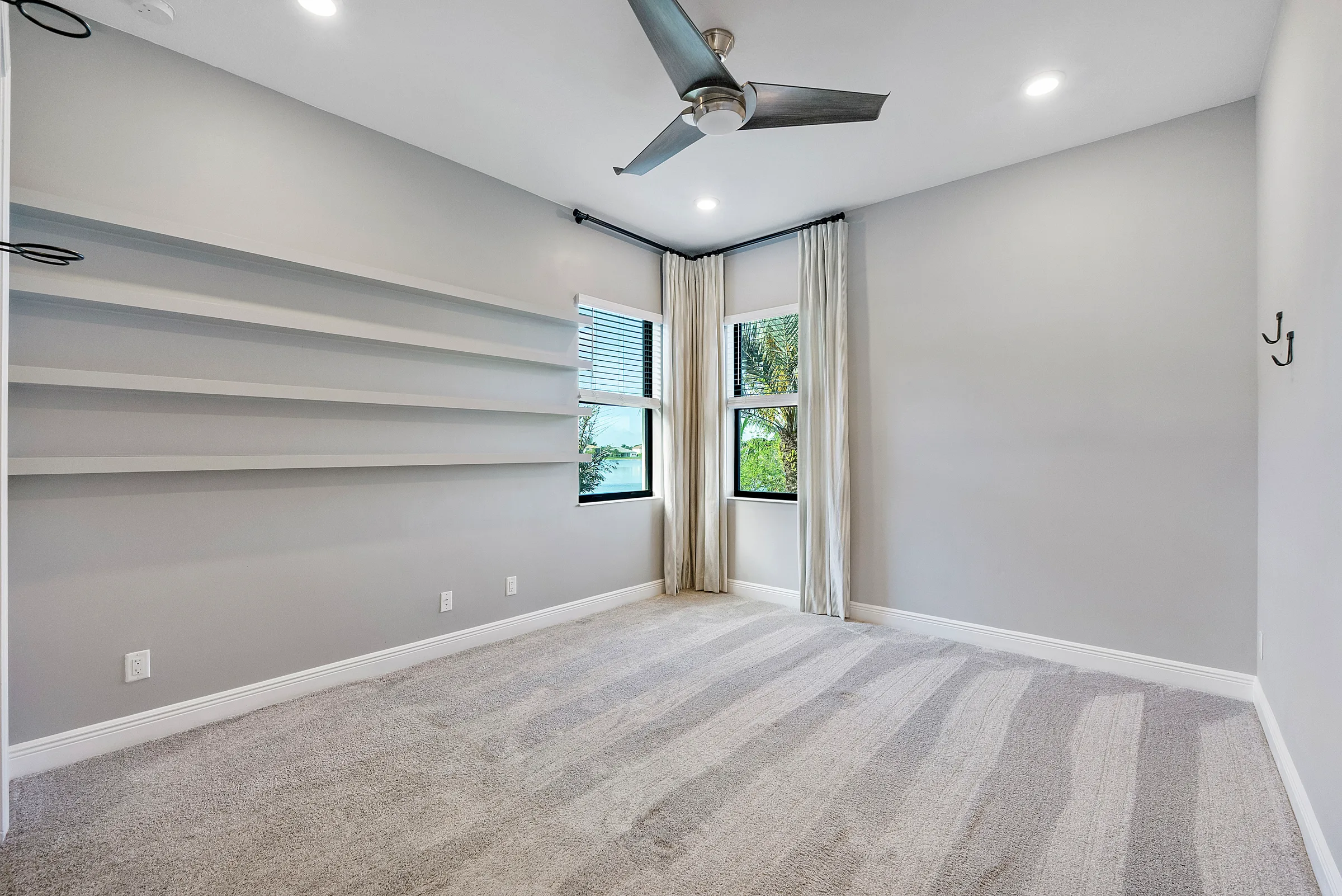 Empty home — 8685 Parkland Bay Dr